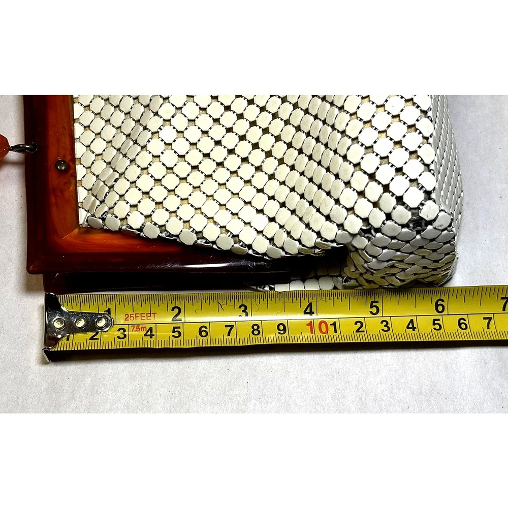 Vintage Whiting & Davis Mesh Handbag Lucite Handle Clasp Purse 10x6x3
